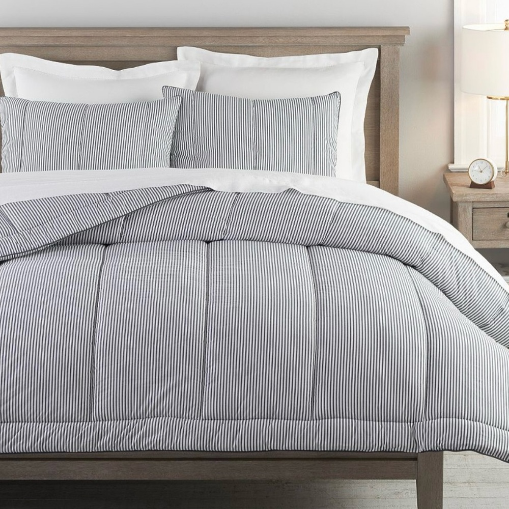 Pottery Barn Wheaton Comforter Set